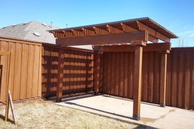 Pergola Stain in Dallas, TX