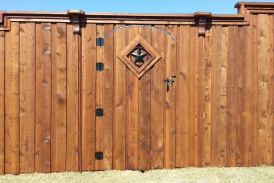 Stained Cedar Wood Fence and Gate