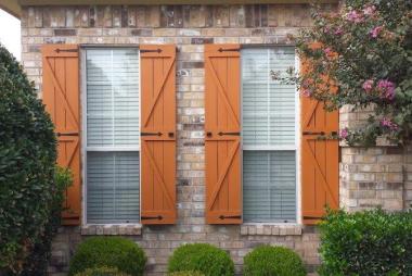 Cedar Tone Solid Column Stain in Prosper, TX