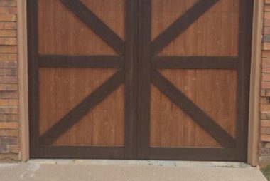 Two Tone Garage Stain in Dallas, TX