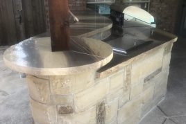 Outdoor Bar and Grill in Wylie, TX