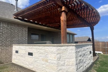 Custom Polycarbonate on Curved Pergola in Allen, TX