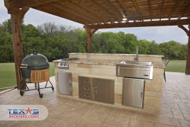 Outdoor Kitchen