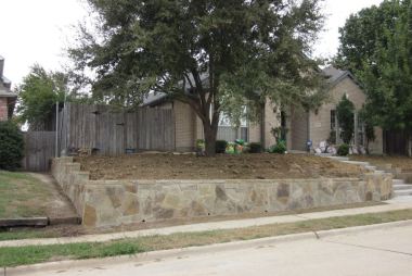 Stone Retaining Wall in Richardson, TX