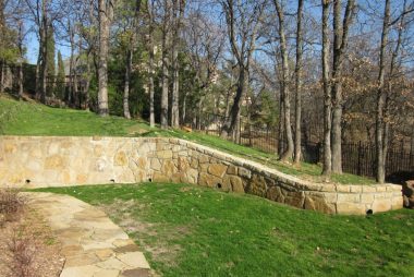 Stone Retaining Wall in Irving, TX