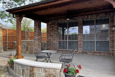 Oklahoma Stone Seat Wall in McKinney, TX